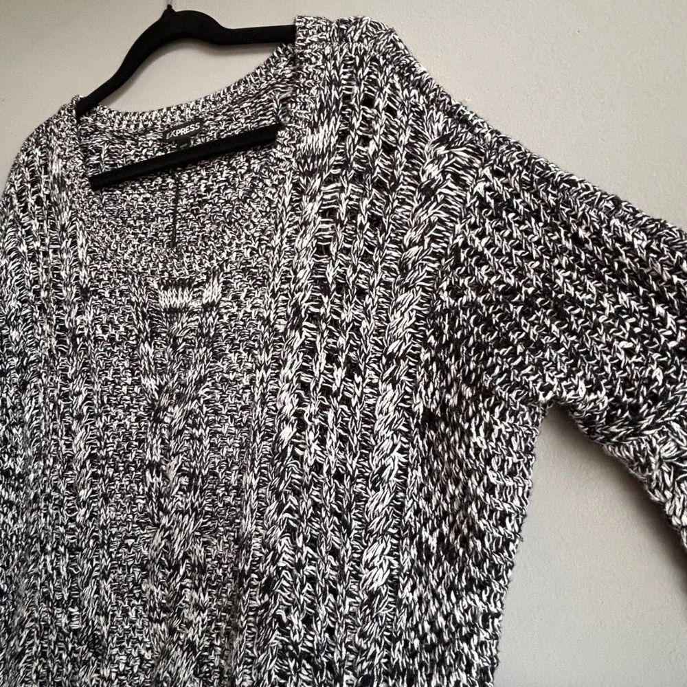 Express Womens Black White Marled Chunky Cable Knit Oversized Sweater Small - Picture 5 of 8